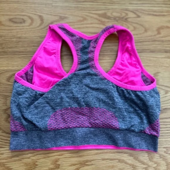*2* Hanes Get Cozy + *1* Vermilion Sport Bras (M) - Picture 12 of 16